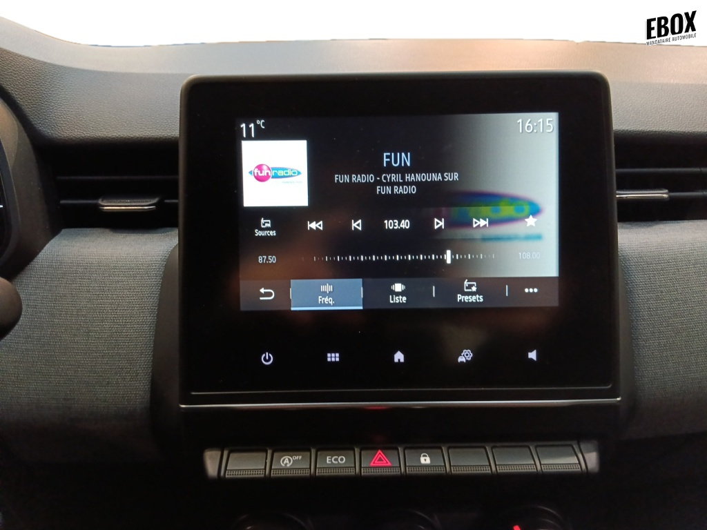 71348_p51 - RENAULT - CLIO - 2025 - photo 17