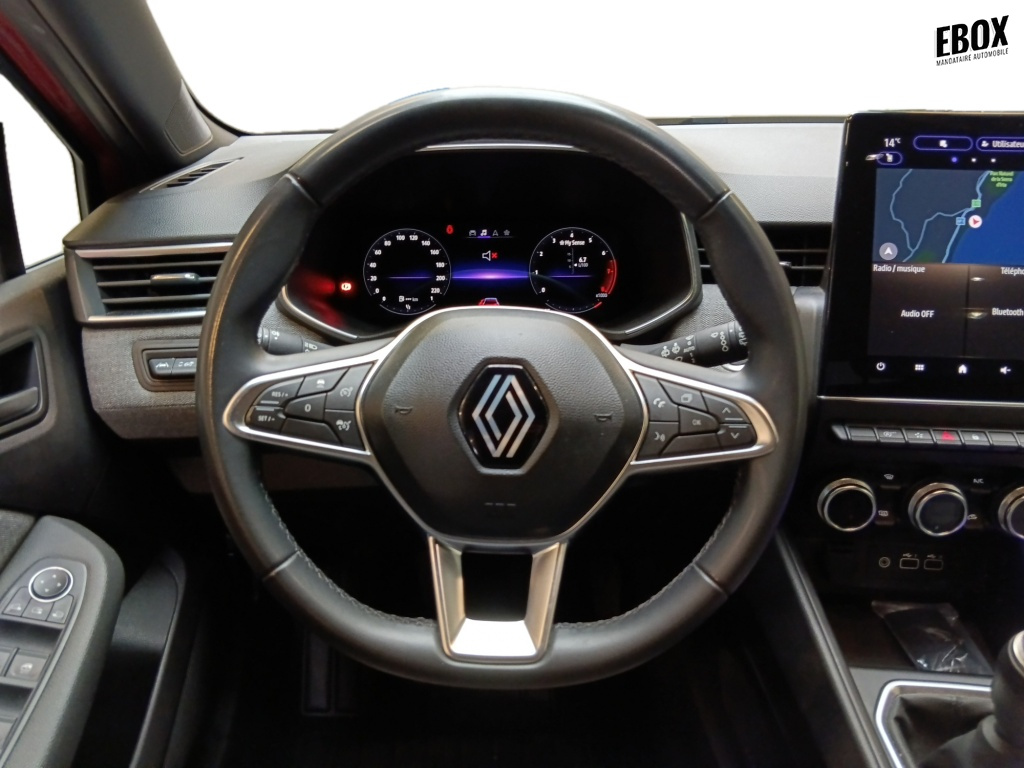 72394_p51 - RENAULT - CLIO - 2024 - photo 13