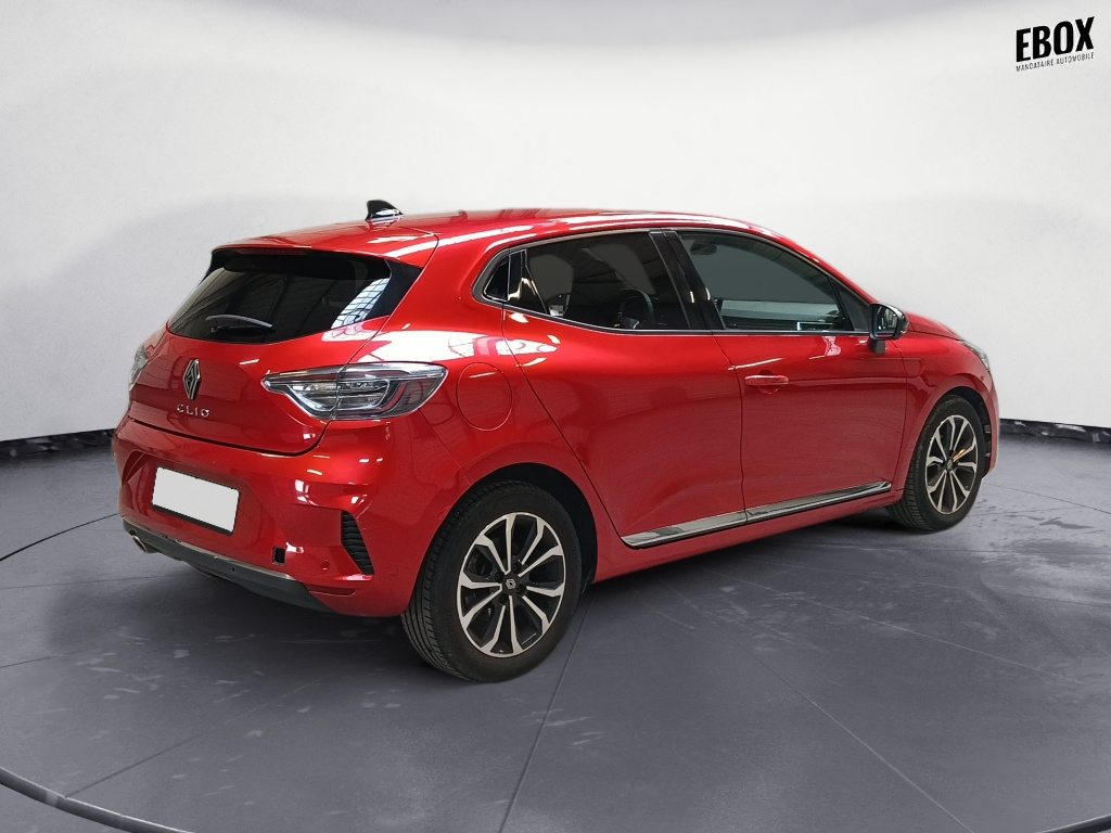 72394_p51 - RENAULT - CLIO - 2024 - photo 5