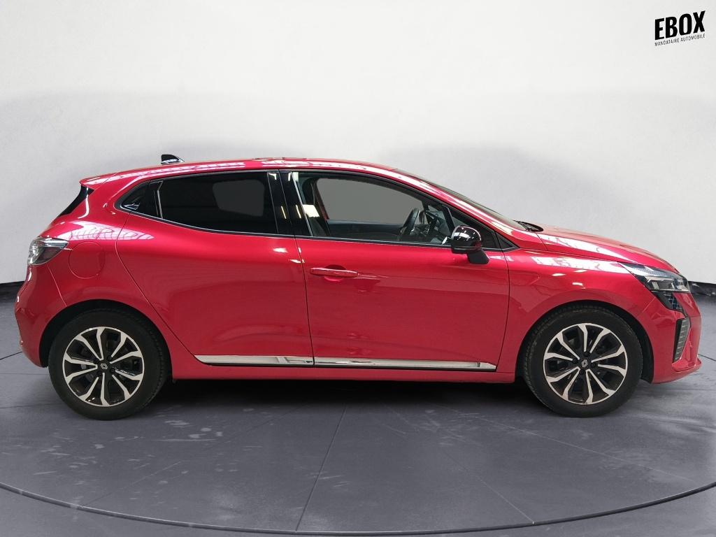72394_p51 - RENAULT - CLIO - 2024 - photo 6