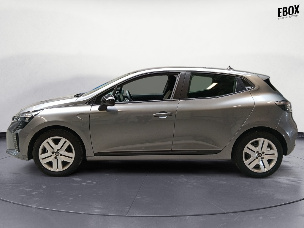 72453_p51 - RENAULT - CLIO - 2025 - photo 2