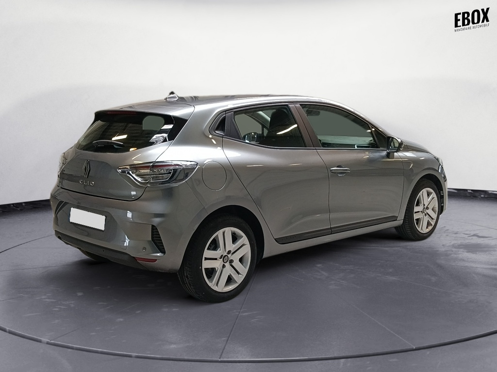 72453_p51 - RENAULT - CLIO - 2025 - photo 5