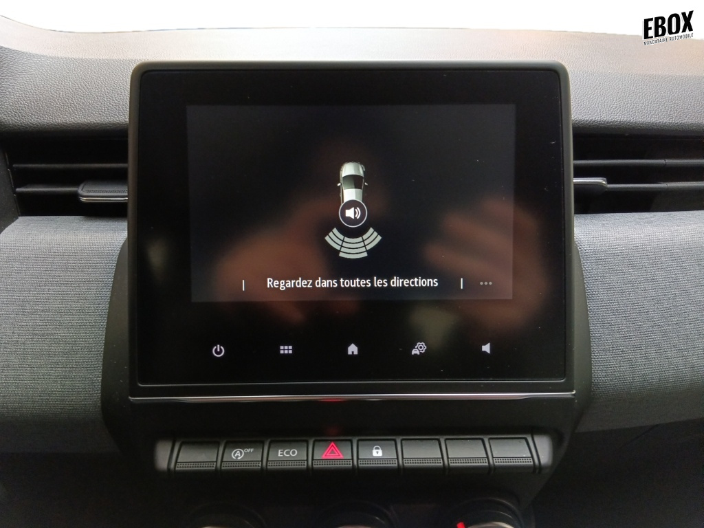 72554_p51 - RENAULT - CLIO - 2025 - photo 18