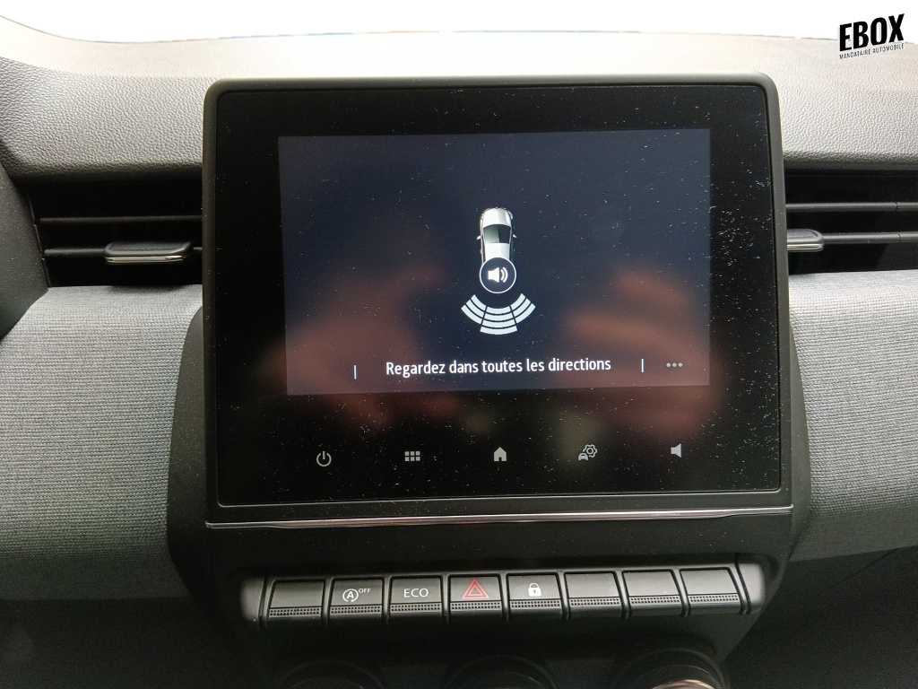 72564_p51 - RENAULT - CLIO - 2025 - photo 18