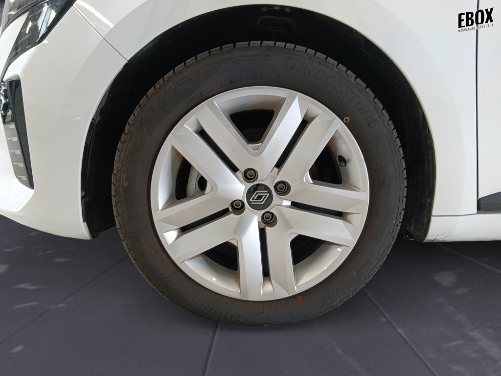 72564_p51 - RENAULT - CLIO - 2025 - photo 9