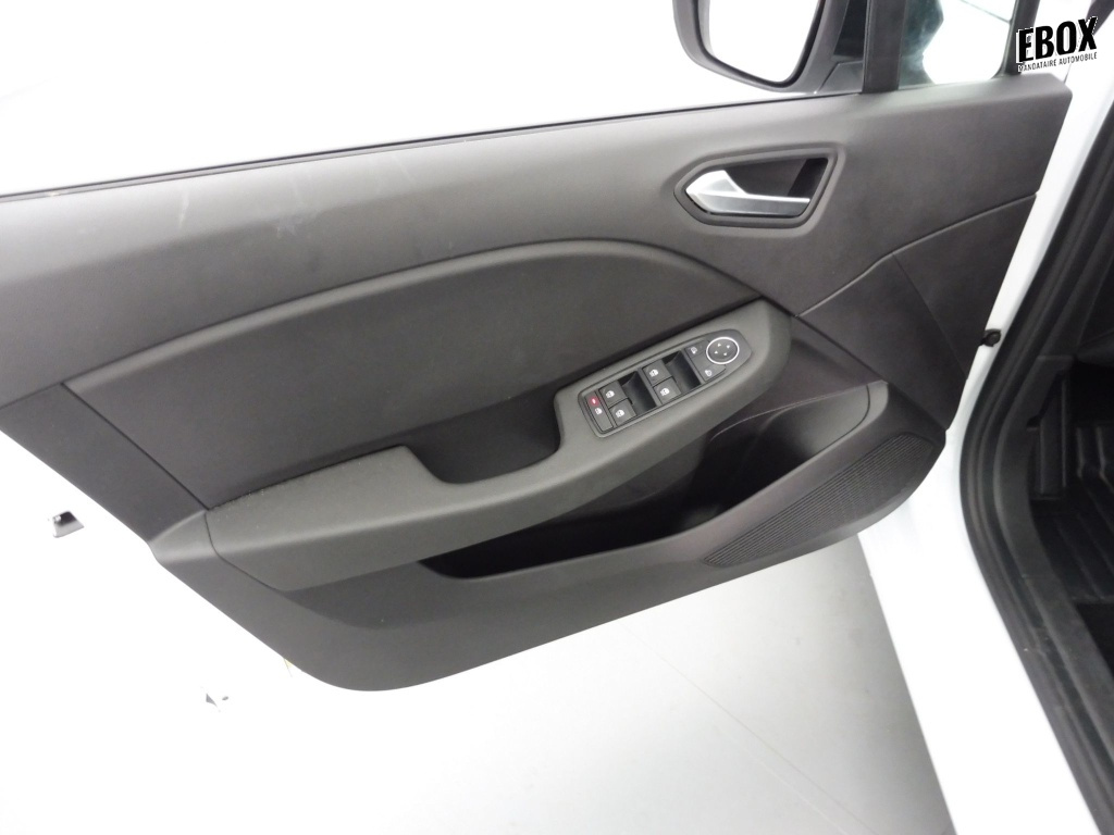 71343_p51 - RENAULT - CLIO - 2025 - photo 15