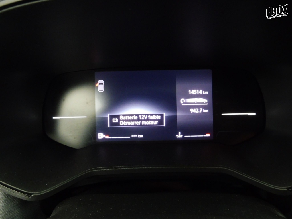 71347_p51 - RENAULT - CLIO - 2025 - photo 8