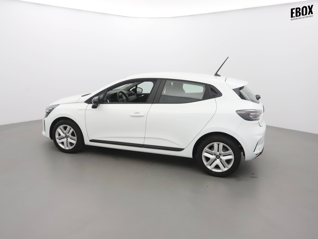 72488_p51 - RENAULT - CLIO - 2025 - photo 5