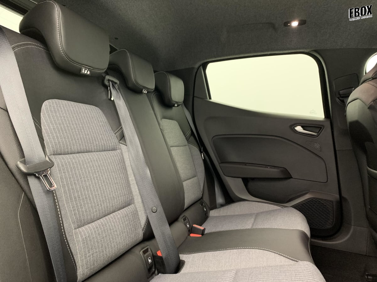 377502_p2 - RENAULT - CLIO 5 - 2025 - photo 10