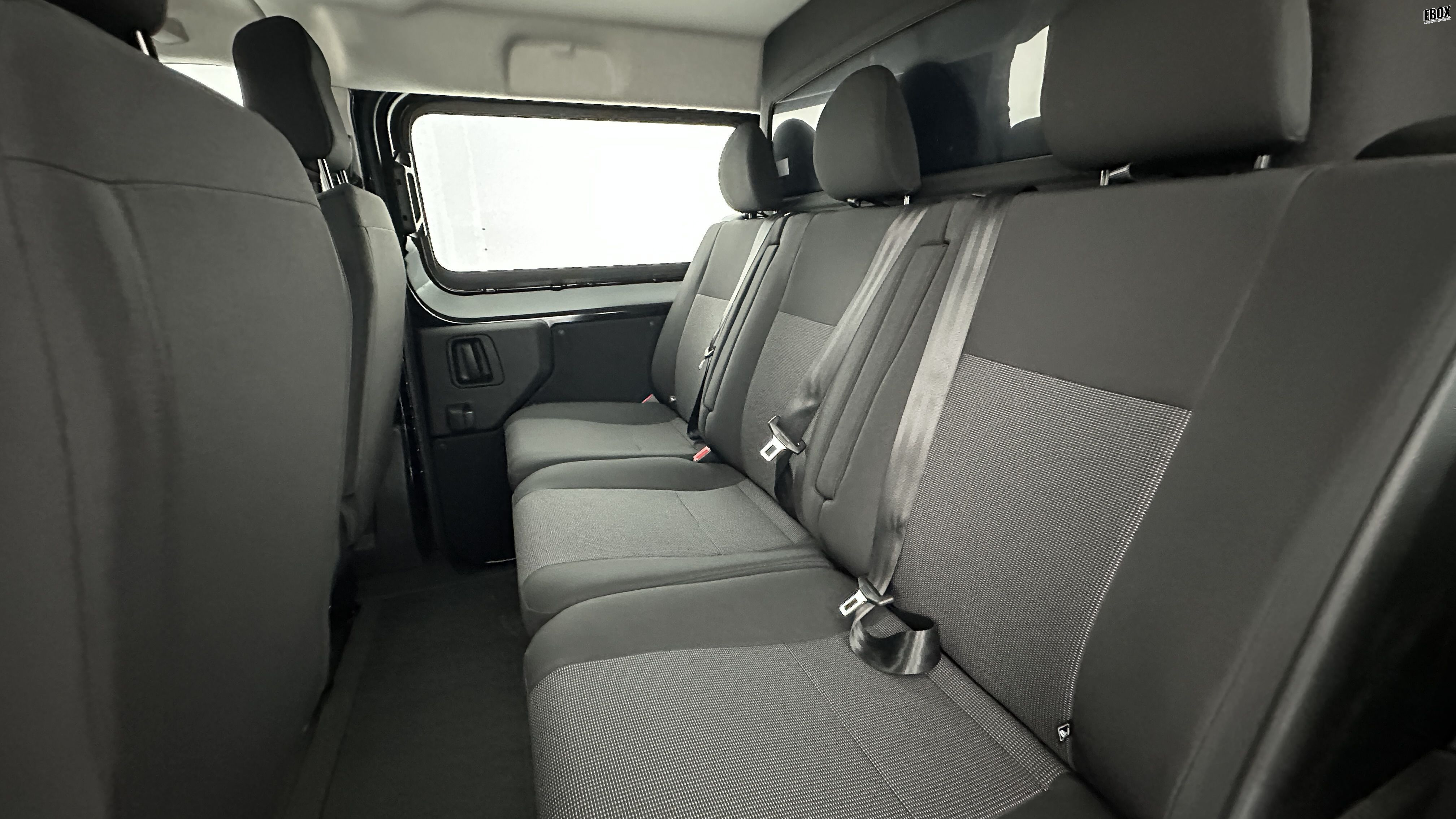 GLI00010633_p53 - PEUGEOT - EXPERT CA - 2025 - photo 8