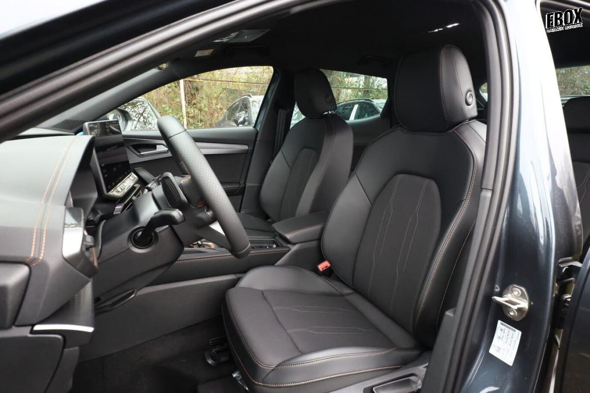 381451_p2 - CUPRA - FORMENTOR - 2026 - photo 5