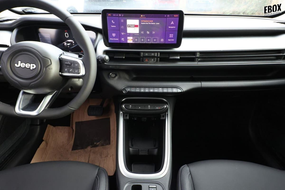 381780_p2 - JEEP - AVENGER - 2026 - photo 7