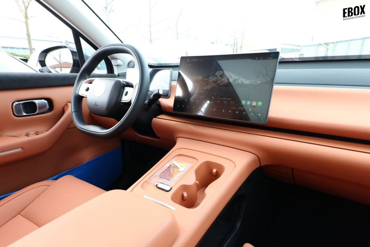 377314_p2 - LEAPMOTOR - C10 - 2026 - photo 9