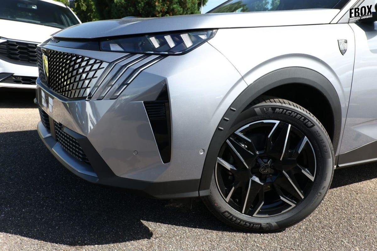 368186_p2 - PEUGEOT - 5008 - 2026 - photo 5