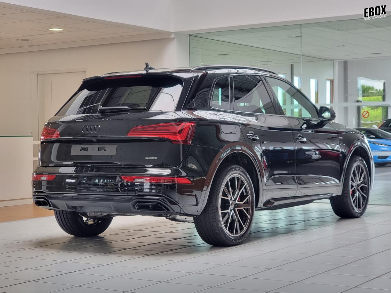 0679-0000712_p68 - AUDI - Q5 - 2023 - photo 2