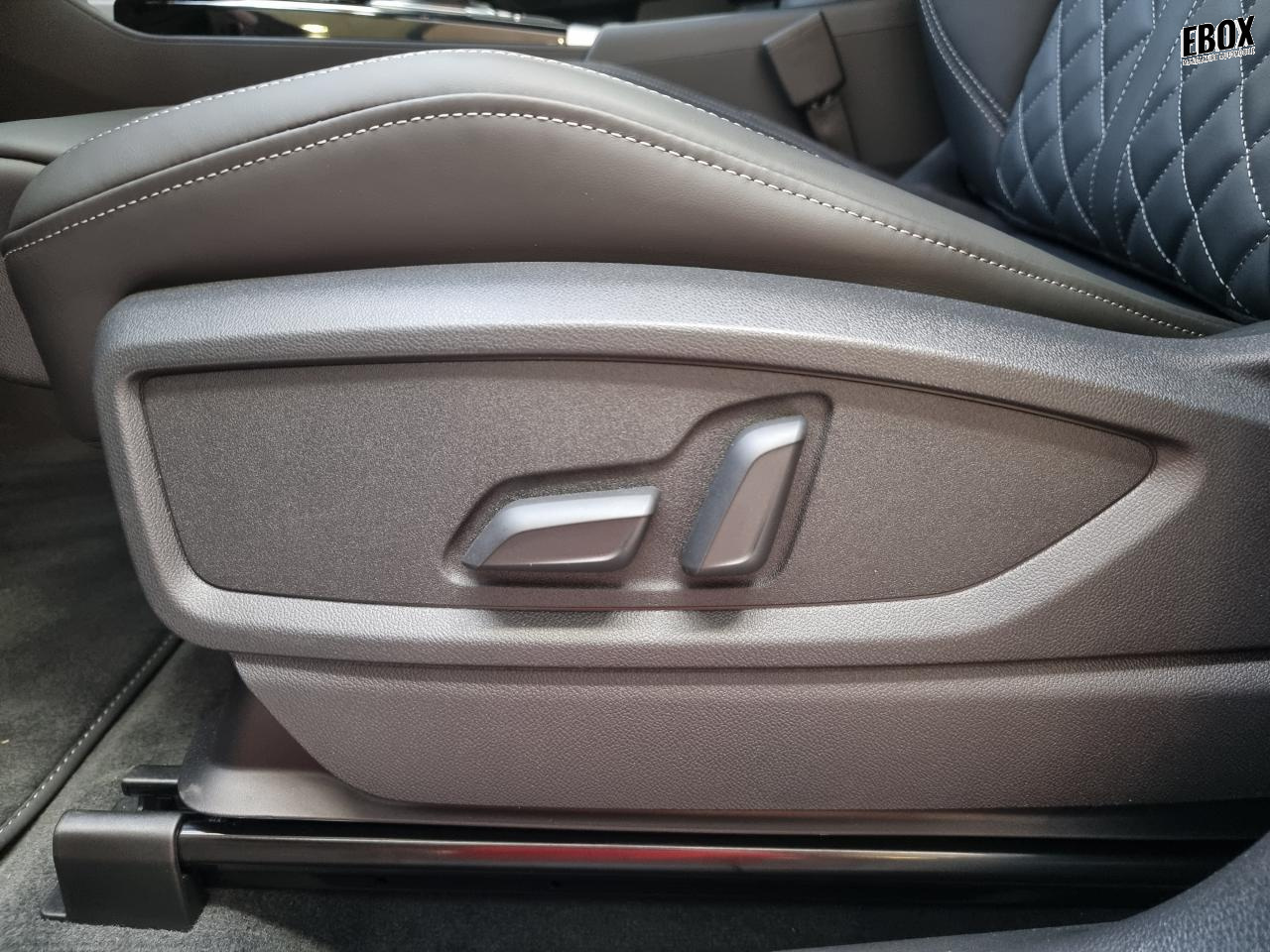 0679-0000712_p68 - AUDI - Q5 - 2023 - photo 15