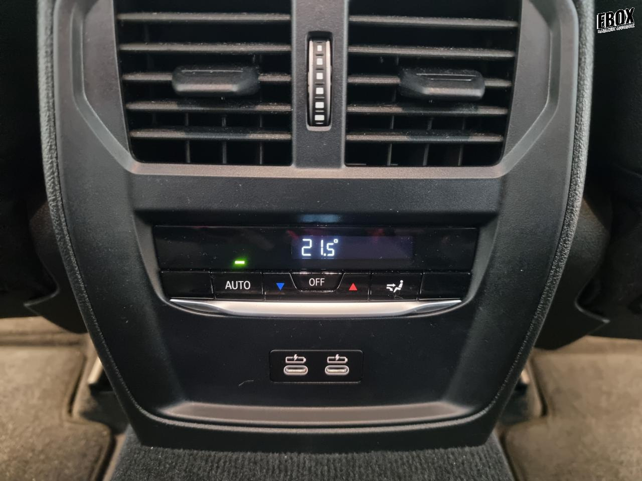 0679-0002785_p68 - BMW - SERIE 3 - 2024 - photo 22