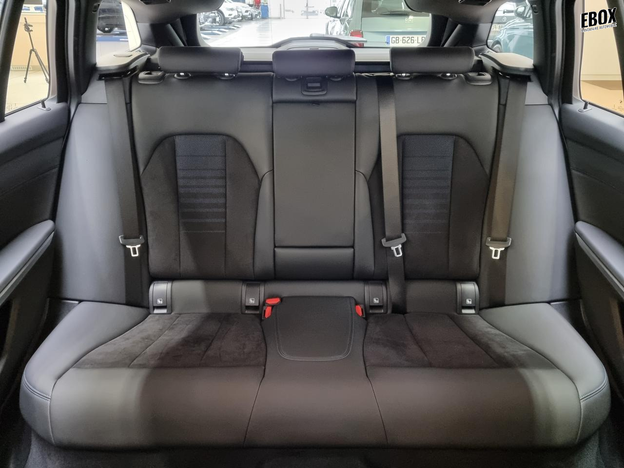 0679-0002785_p68 - BMW - SERIE 3 - 2024 - photo 11