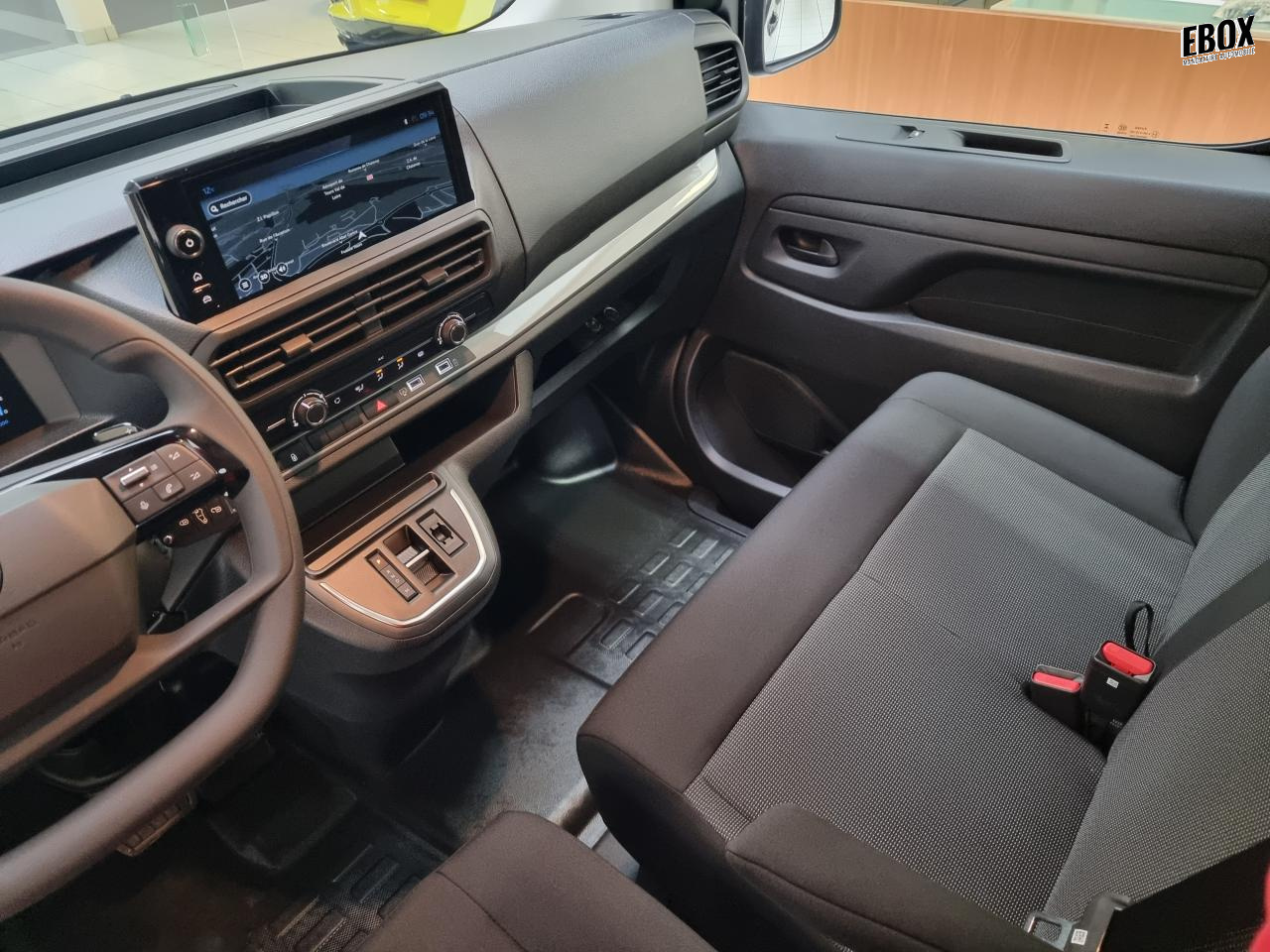 0679-0002820_p68 - PEUGEOT - EXPERT - 2025 - photo 4