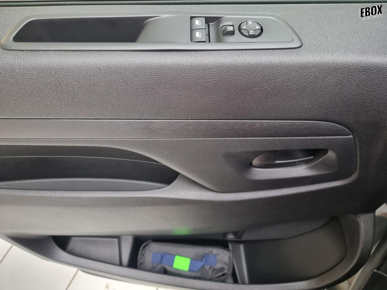 0679-0002933_p68 - CITROEN - JUMPY - 2025 - photo 16