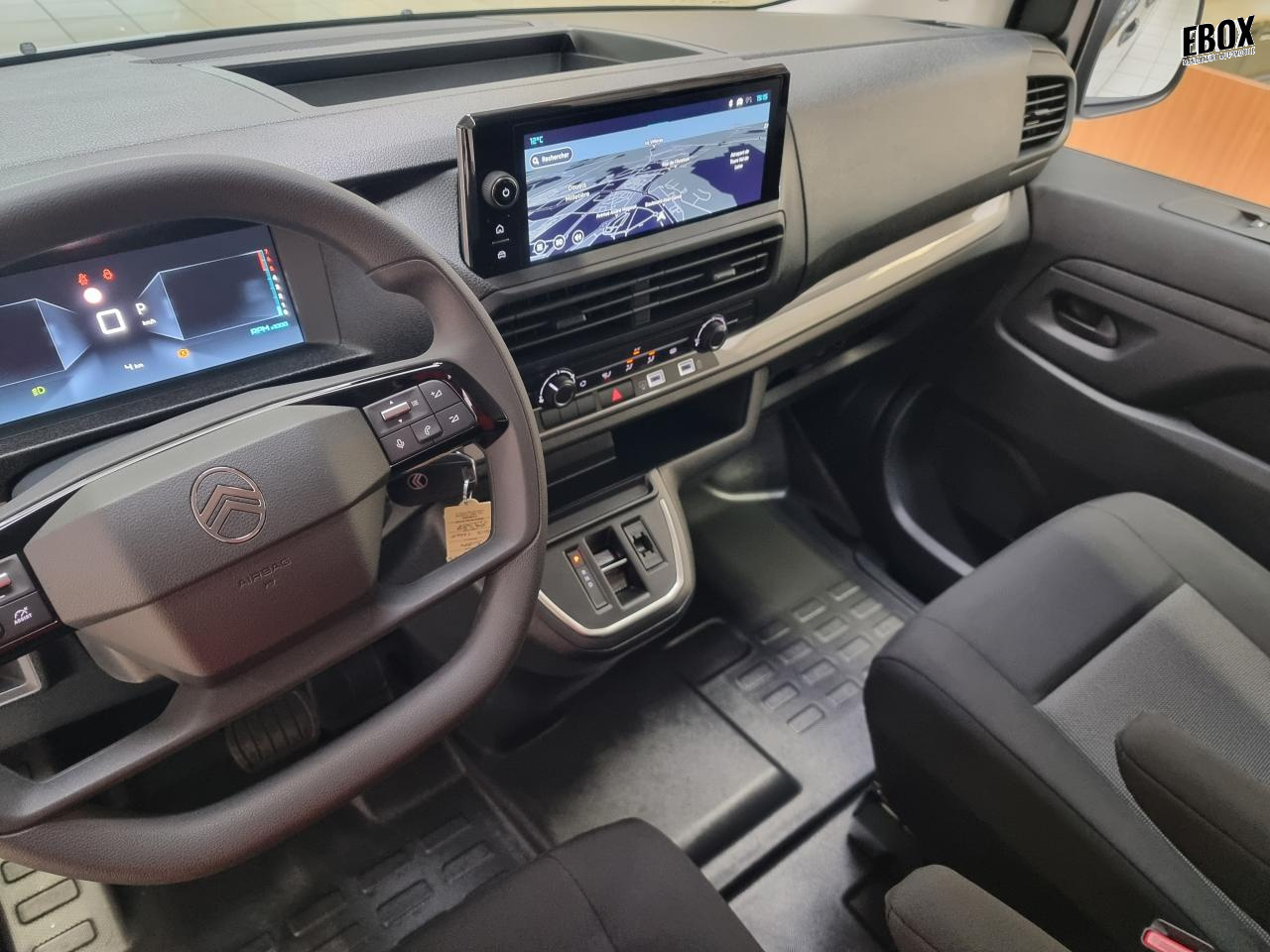 0679-0002933_p68 - CITROEN - JUMPY - 2025 - photo 5