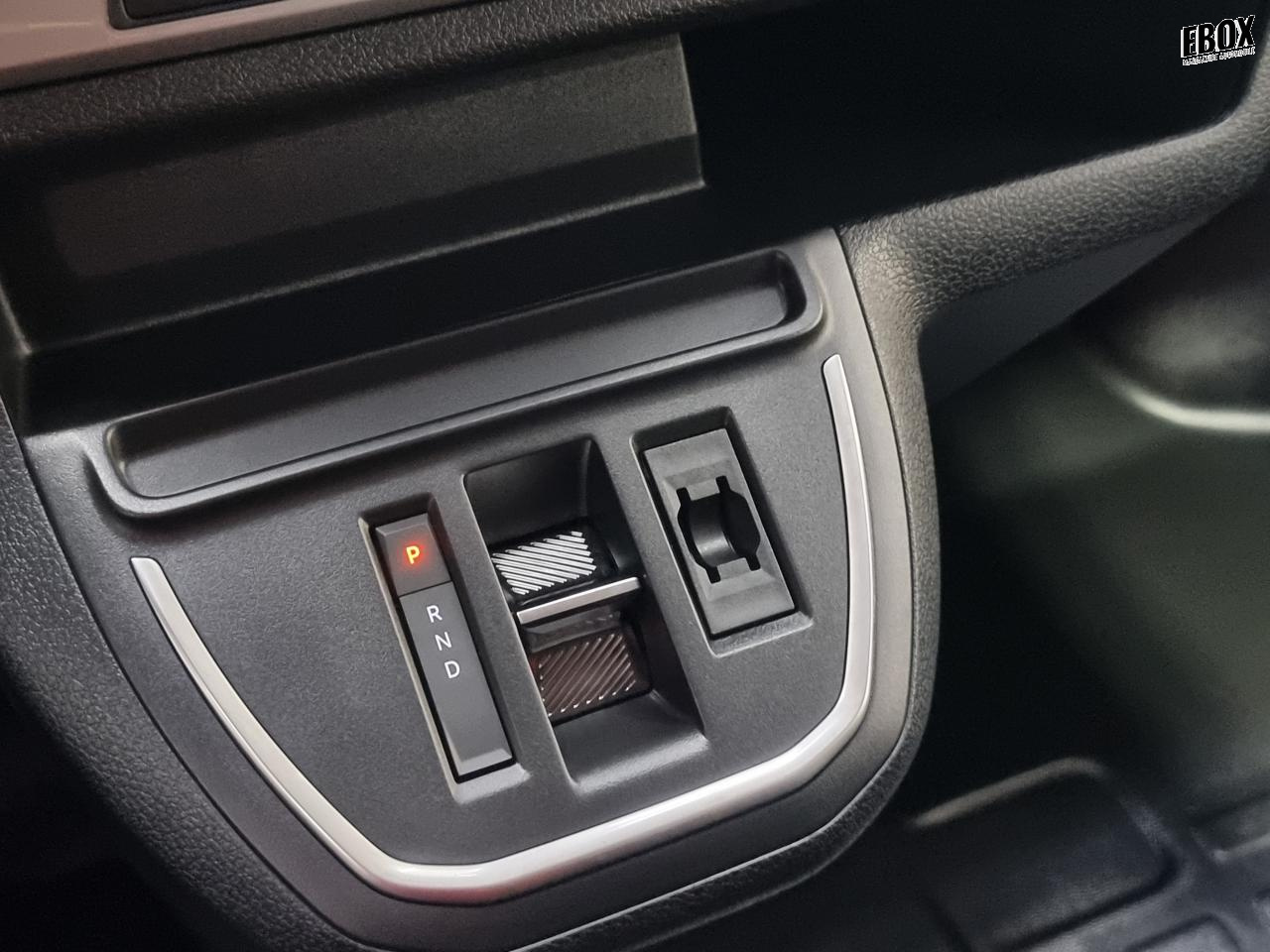 0679-0002933_p68 - CITROEN - JUMPY - 2025 - photo 17