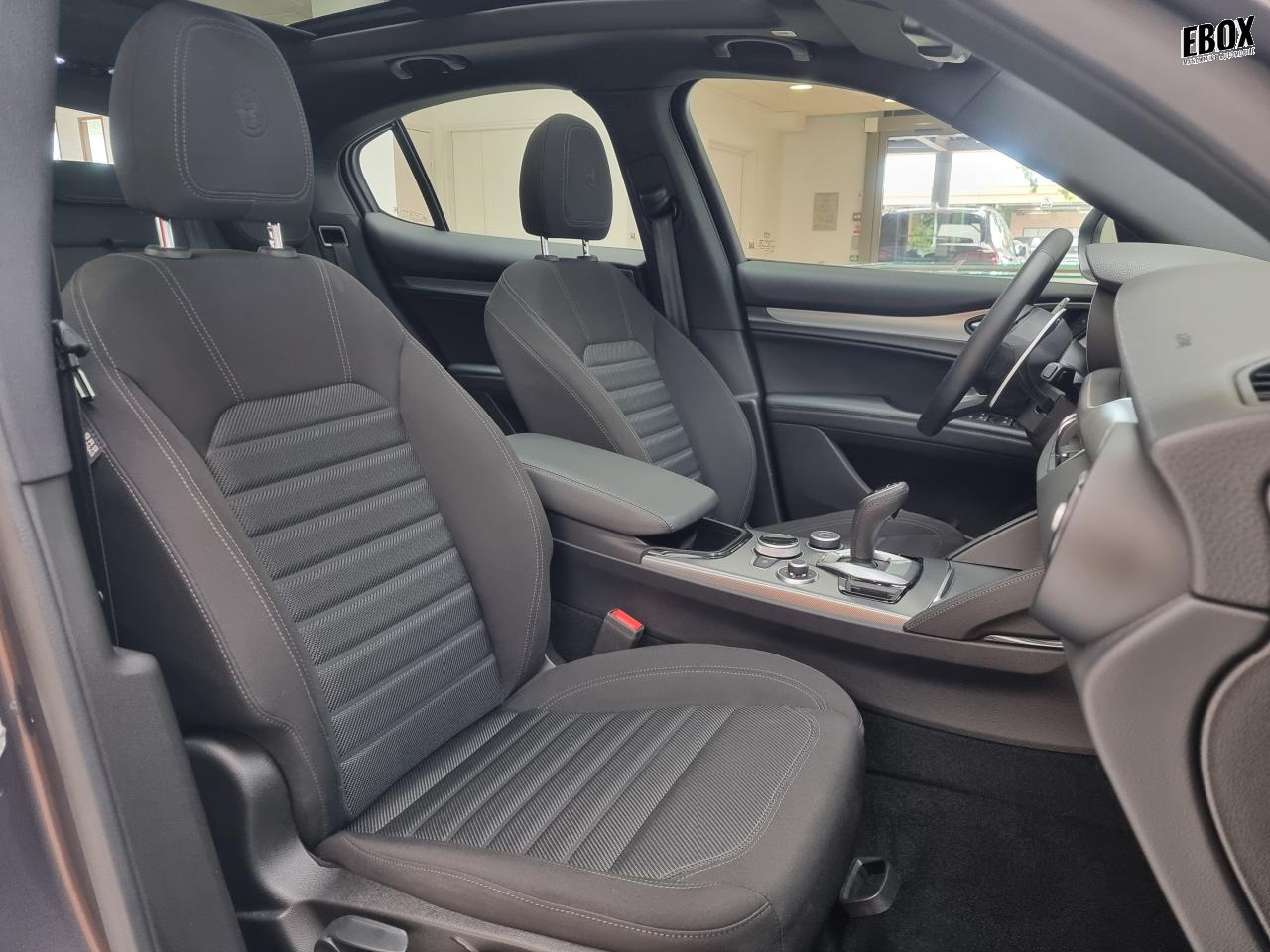 0679-0002985_p68 - ALFA ROMEO - STELVIO - 2024 - photo 12