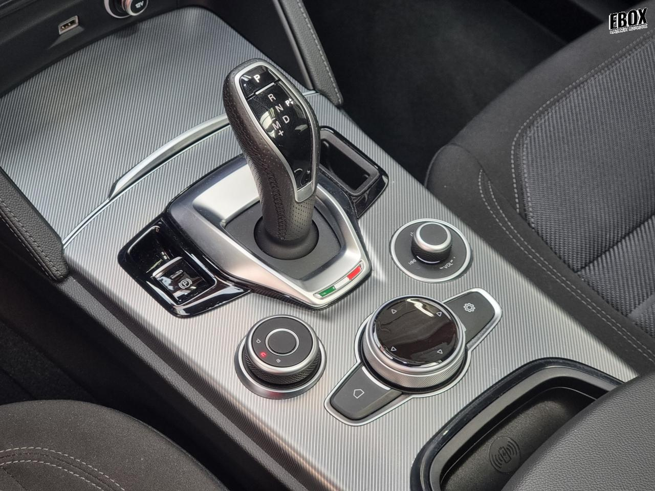 0679-0002986_p68 - ALFA ROMEO - STELVIO - 2024 - photo 17