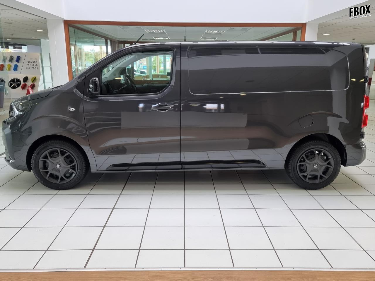 0679-0003001_p68 - CITROEN - JUMPY - 2025 - photo 25