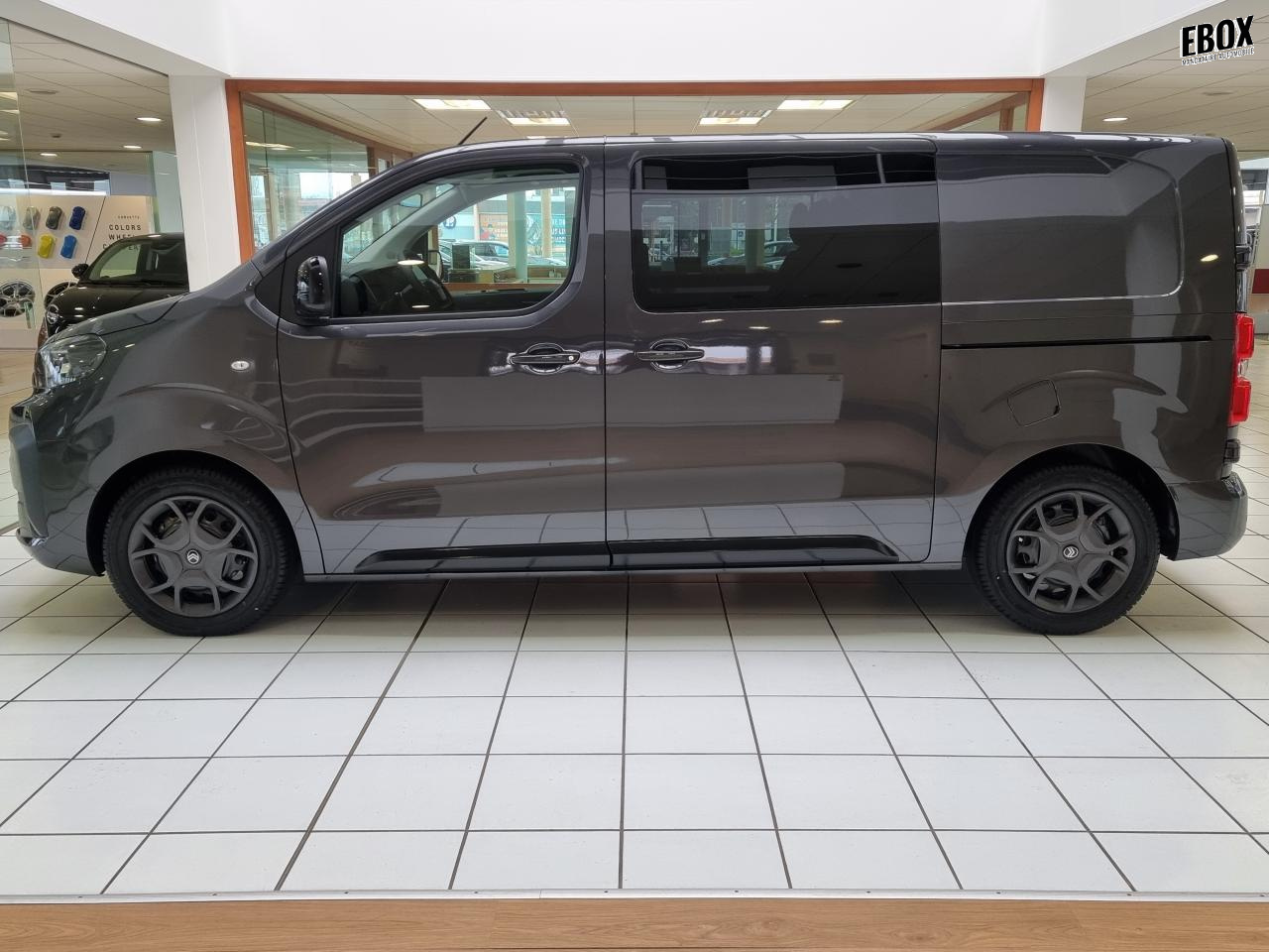 0679-0003003_p68 - CITROEN - JUMPY - 2025 - photo 28