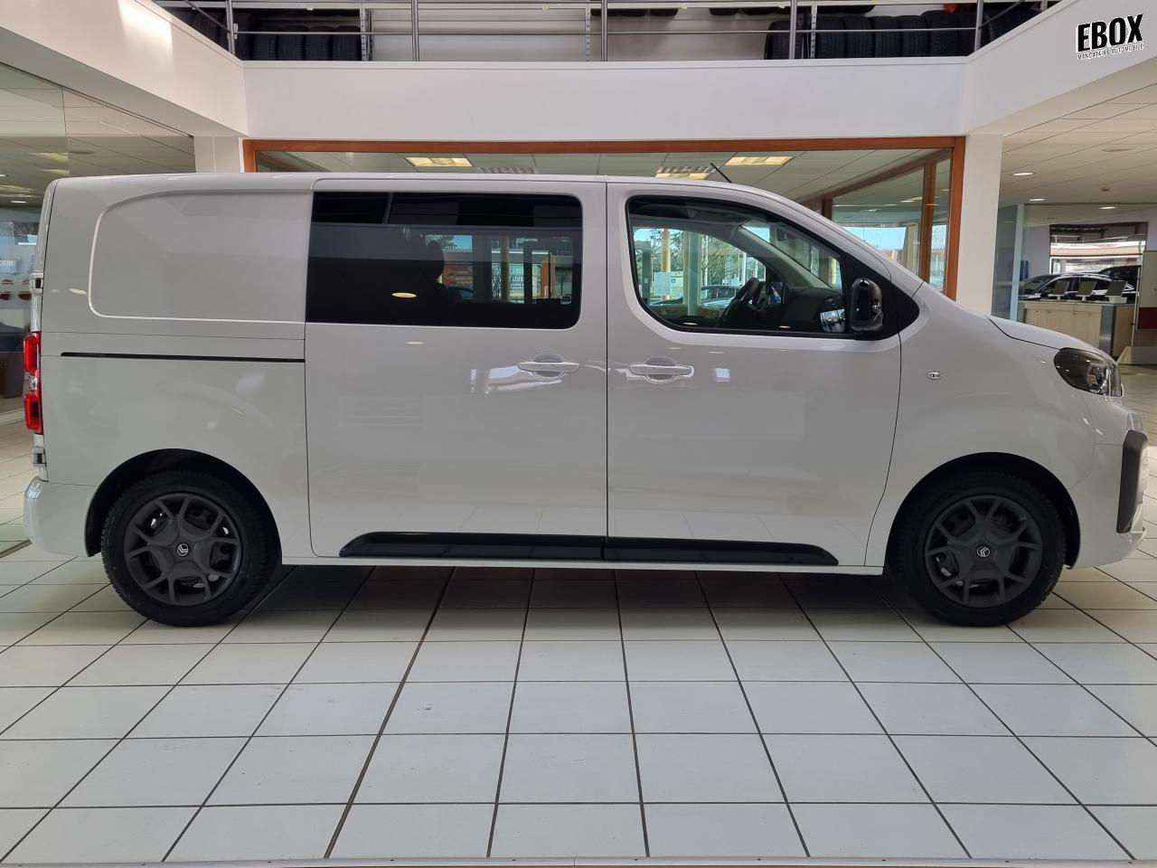 0679-0003011_p68 - CITROEN - JUMPY - 2025 - photo 24