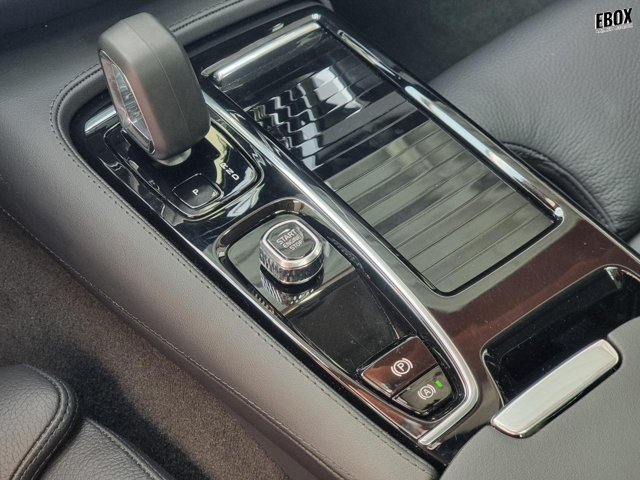 0679-0003031_p68 - VOLVO - V 60 - 2024 - photo 22