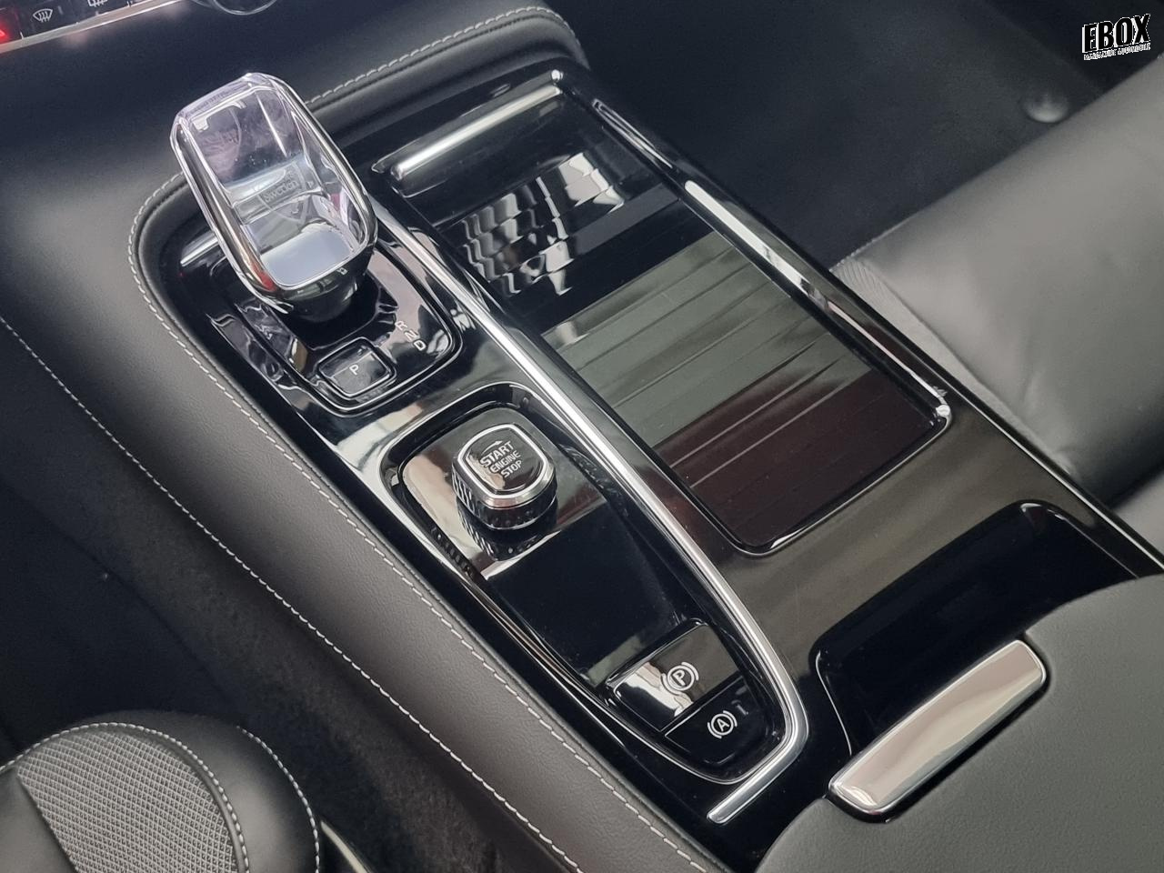 0679-0003130_p68 - VOLVO - V 60 - 2025 - photo 21