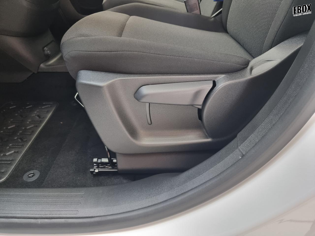 0679-0003177_p68 - PEUGEOT - PARTNER - 2025 - photo 16