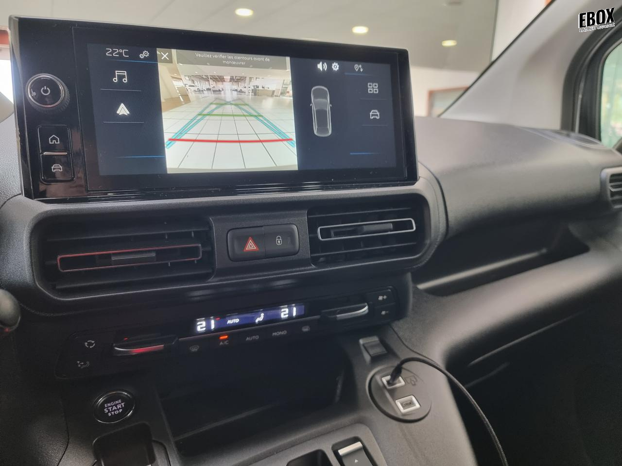 0679-0003177_p68 - PEUGEOT - PARTNER - 2025 - photo 20