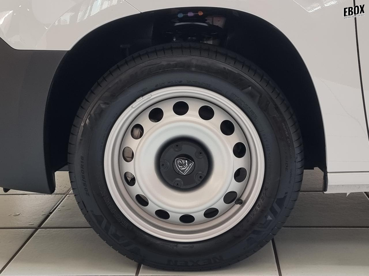 0679-0003177_p68 - PEUGEOT - PARTNER - 2025 - photo 7