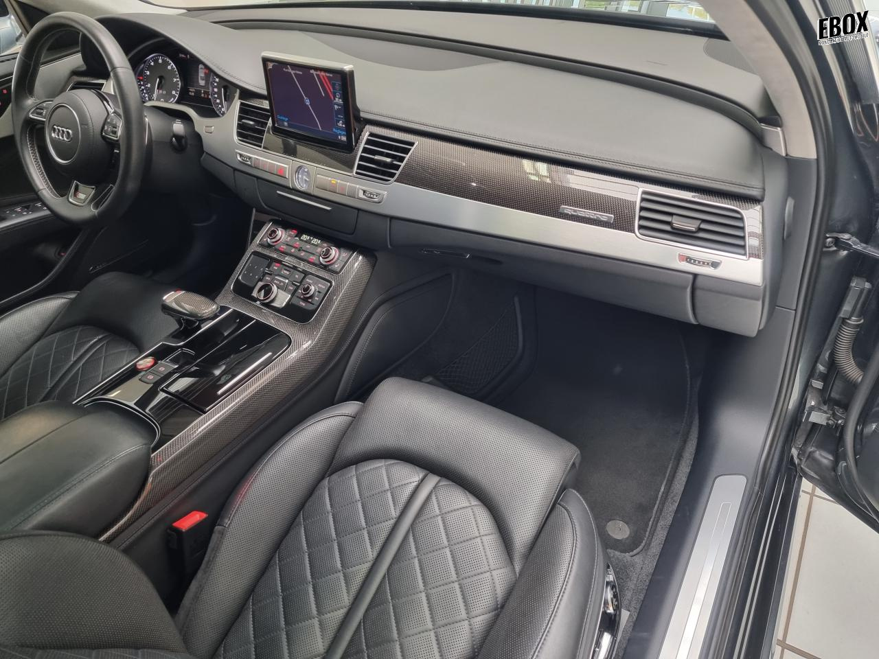 0679-0003179_p68 - AUDI - S8 - 2013 - photo 5