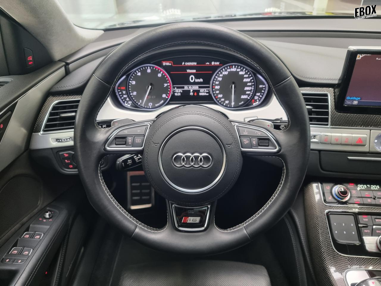 0679-0003179_p68 - AUDI - S8 - 2013 - photo 10