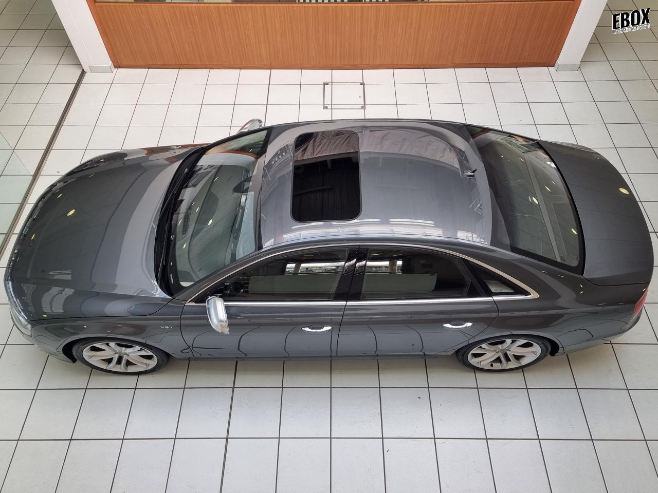 0679-0003179_p68 - AUDI - S8 - 2013 - photo 42