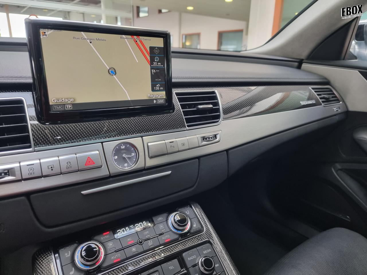 0679-0003179_p68 - AUDI - S8 - 2013 - photo 27