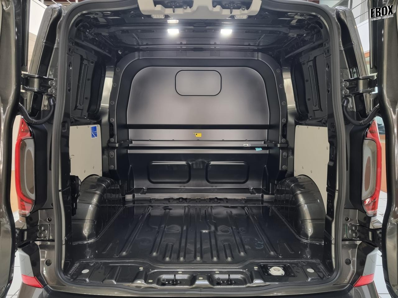 0679-0003203_p68 - VOLKSWAGEN - TRANSPORTER - 2026 - photo 12