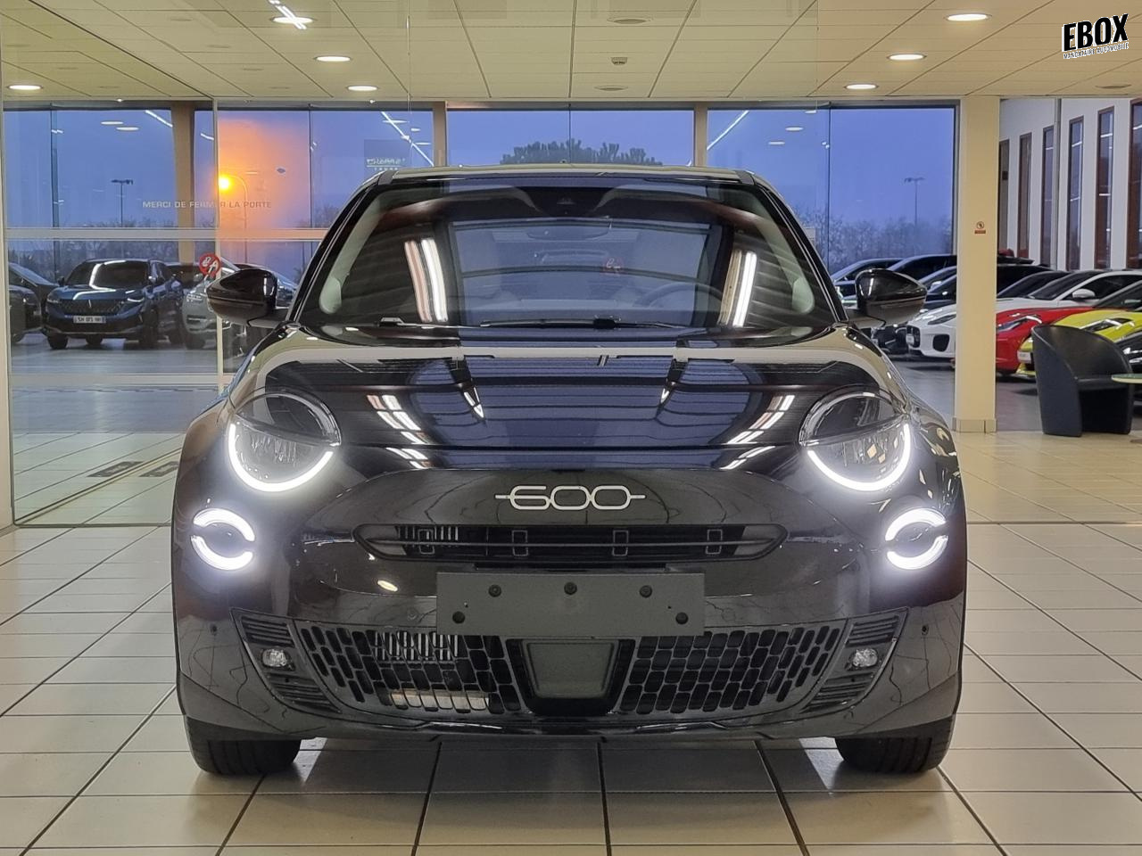 0679-0003318_p68 - FIAT - 600 - 2025 - photo 3