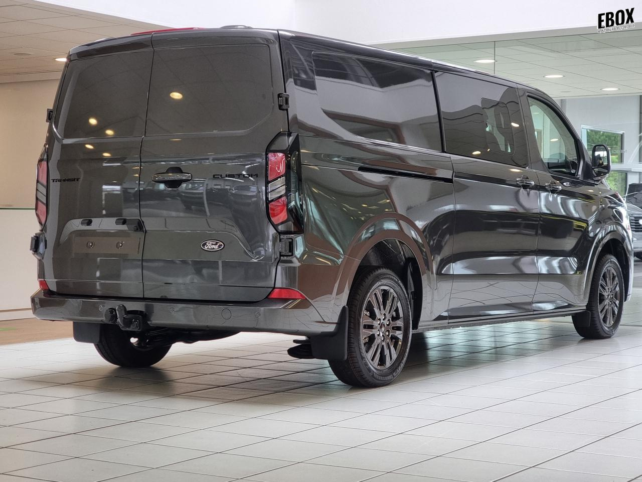 0679-0003328_p68 - FORD - TRANSIT - 2025 - photo 2