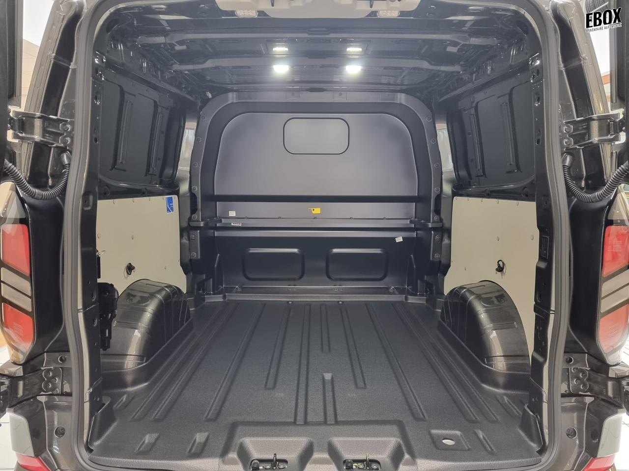 0679-0003328_p68 - FORD - TRANSIT - 2025 - photo 15