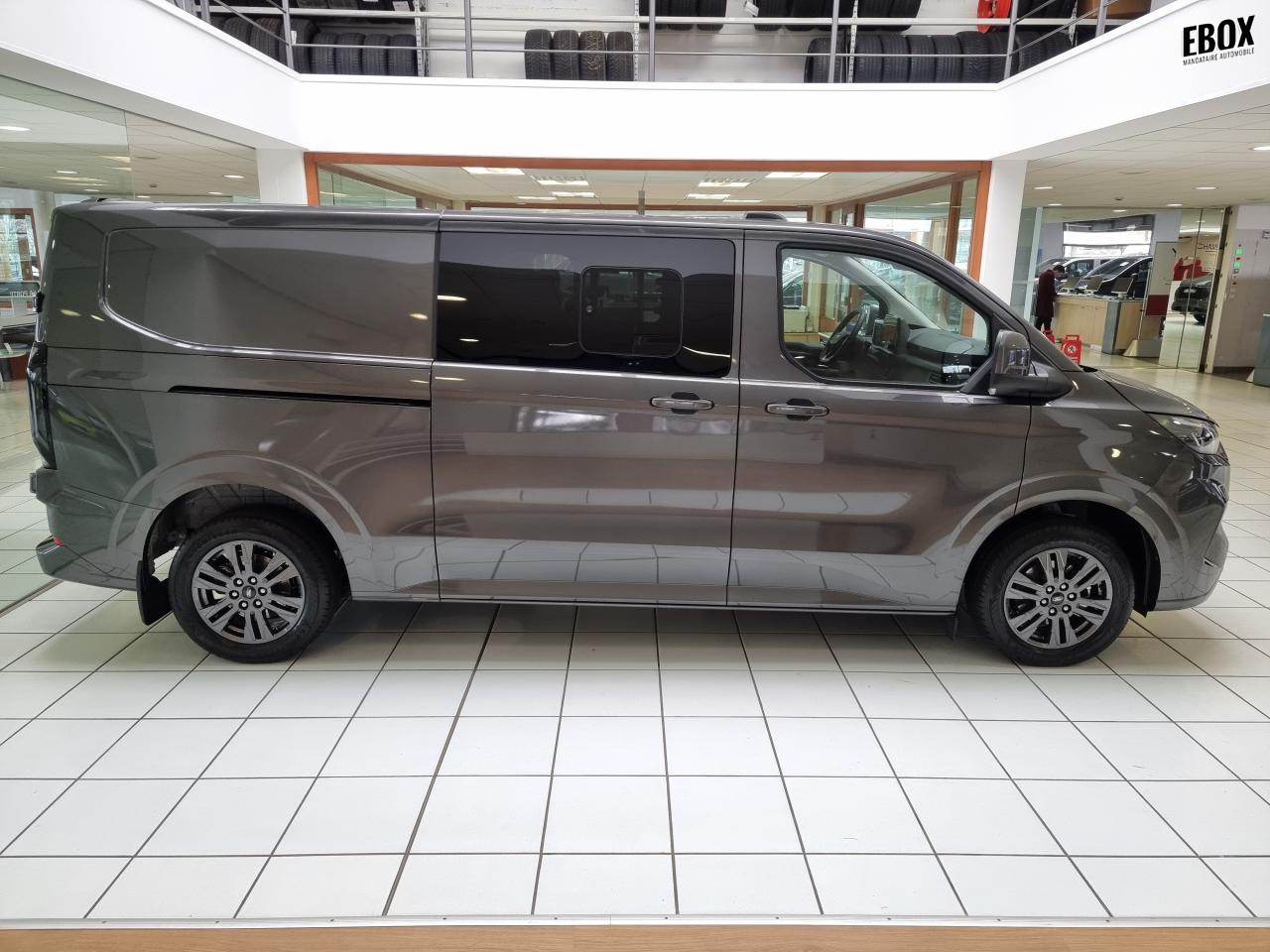 0679-0003328_p68 - FORD - TRANSIT - 2025 - photo 26