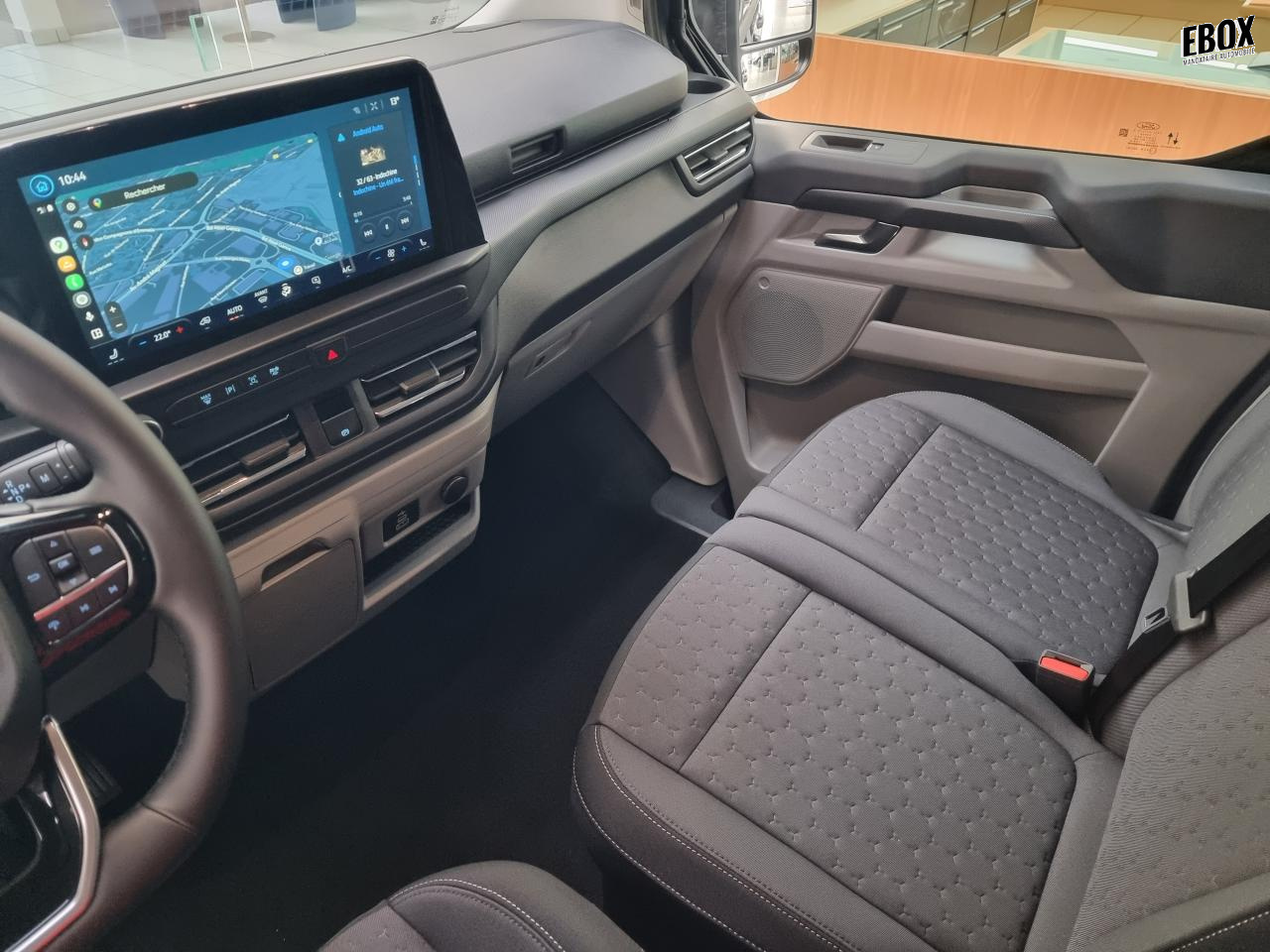 0679-0003328_p68 - FORD - TRANSIT - 2025 - photo 4