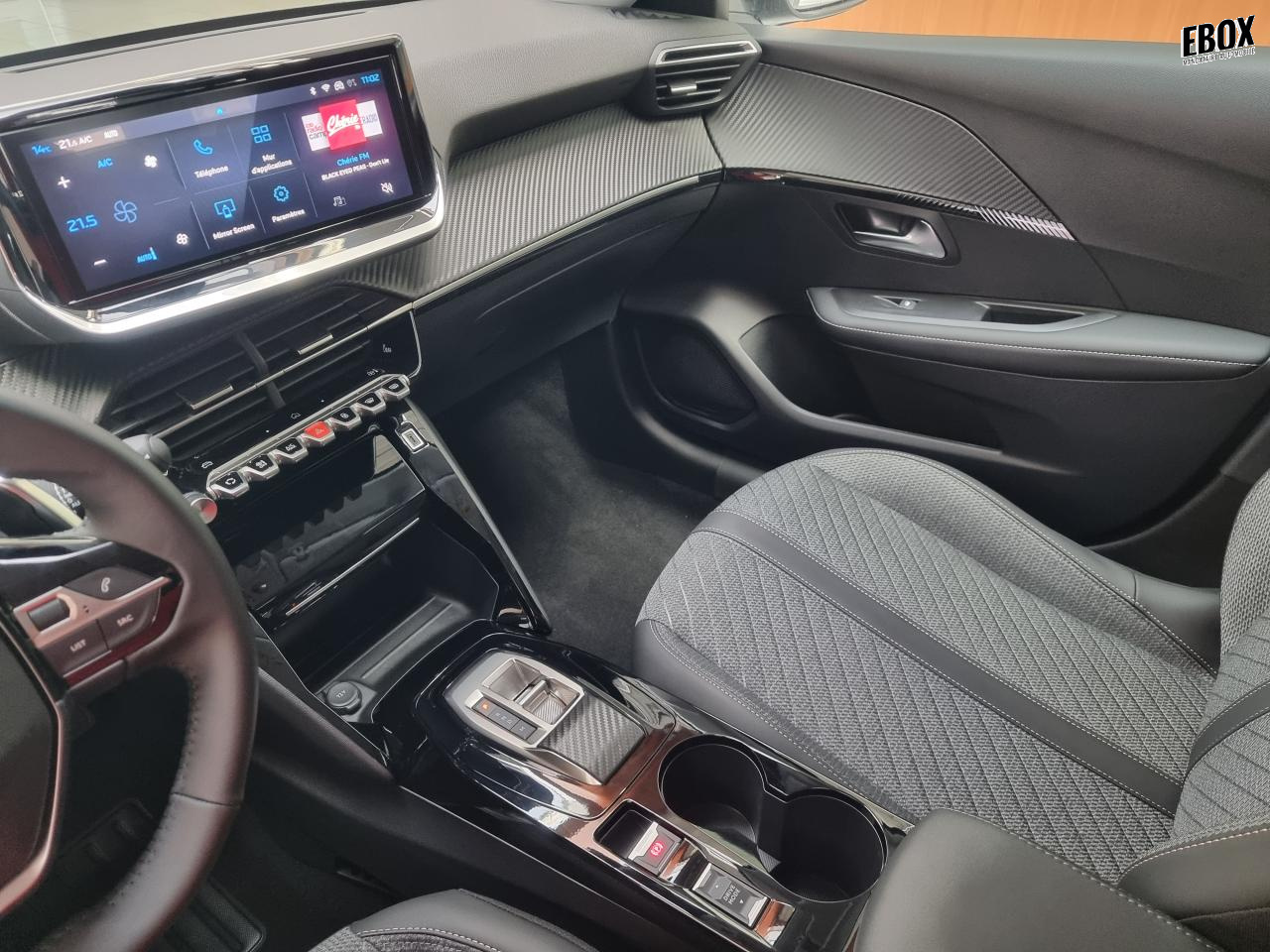 0679-0003337_p68 - PEUGEOT - 208 - 2026 - photo 4