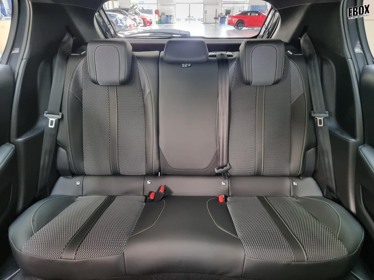 0679-0003374_p68 - PEUGEOT - 208 - 2025 - photo 11