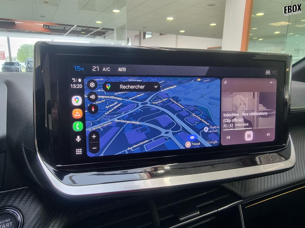 0679-0003378_p68 - PEUGEOT - 208 - 2025 - photo 21