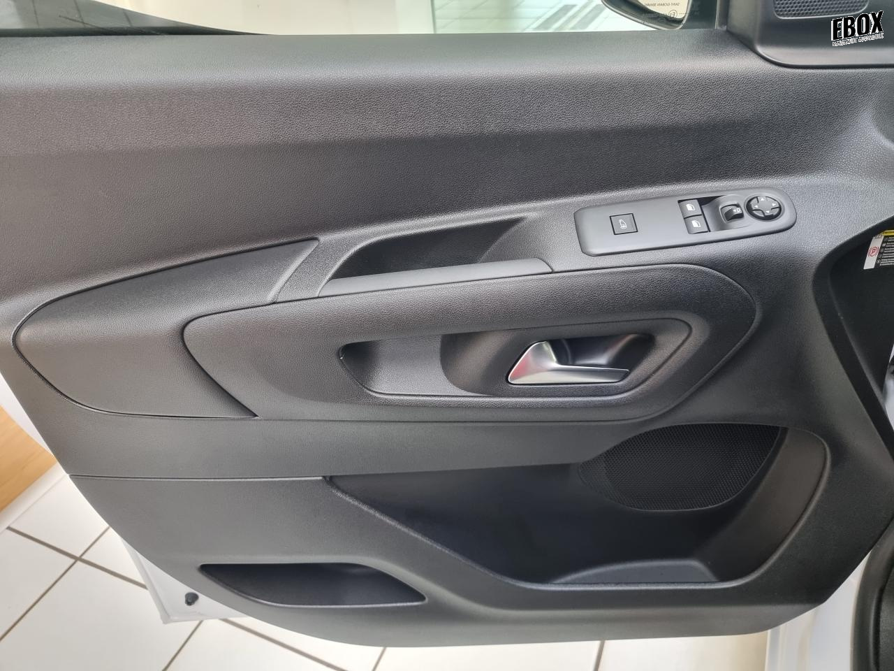 0679-0003380_p68 - CITROEN - BERLINGO - 2025 - photo 19